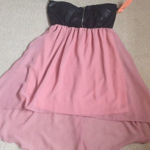 Hot little dress - leather zip top